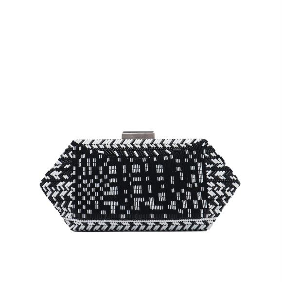 Oscar De La Renta Beaded Trapezoid Chained Clutch Bag - Picture 3 of 10